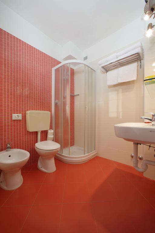 Hotel Sofia Lido di Jesolo Esterno foto