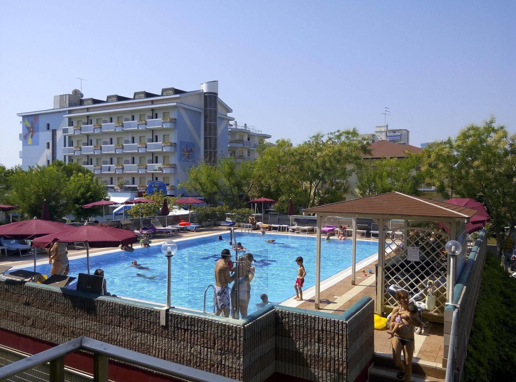 Hotel Sofia Lido di Jesolo Esterno foto