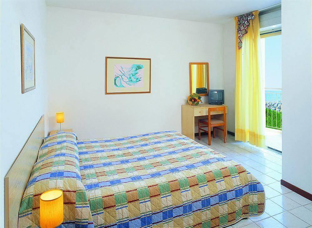 Hotel Sofia Lido di Jesolo Esterno foto